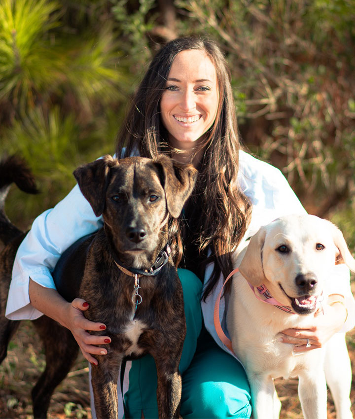 Dr. Jocelyn Sausner, DVM